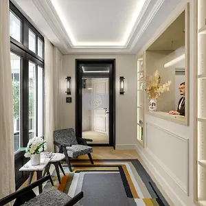 Black Door 公寓式酒店